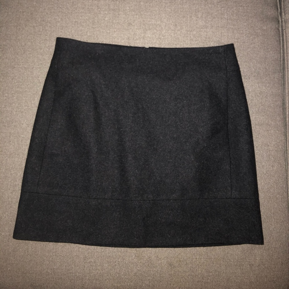 J. Crew wool skirt size 0, like new